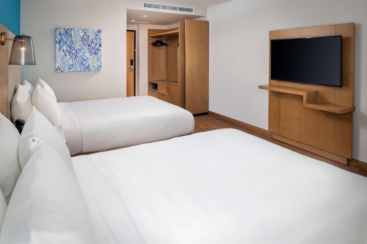 Hilton Garden Inn Cancun Airport Exteriör bild